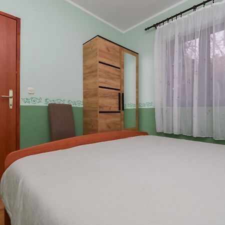 Apartments Toni Maslinica Bagian luar foto