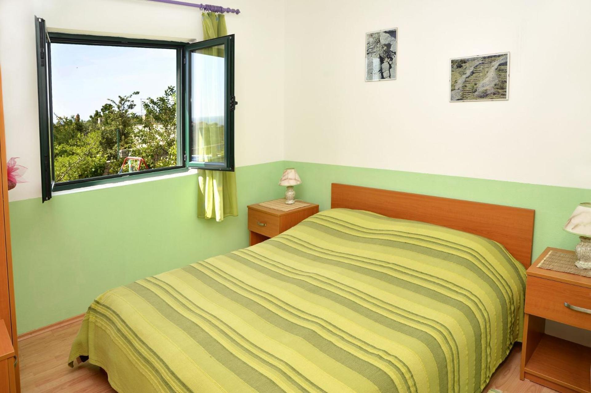 Apartments Toni Maslinica Bagian luar foto