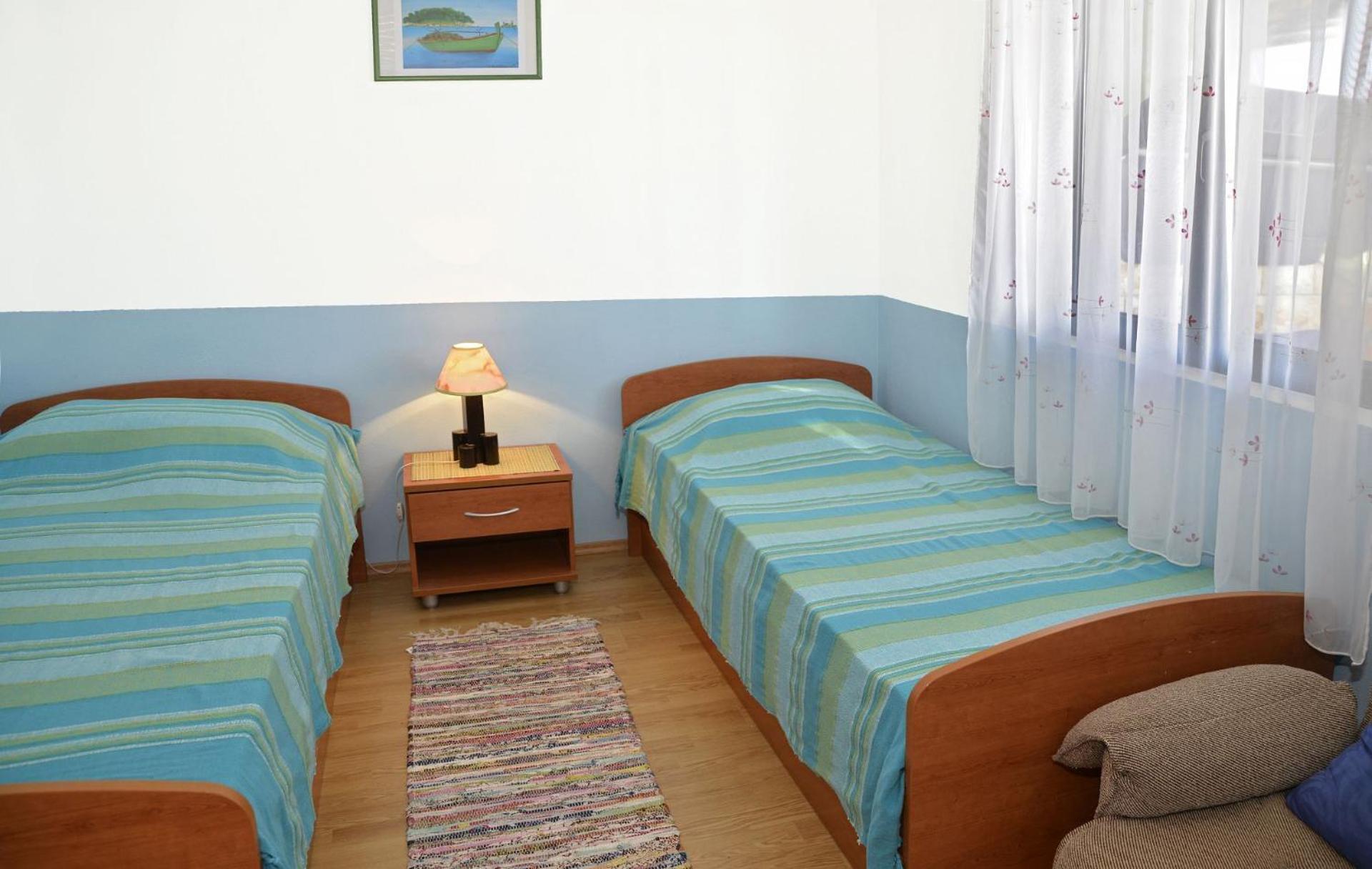 Apartments Toni Maslinica Bagian luar foto