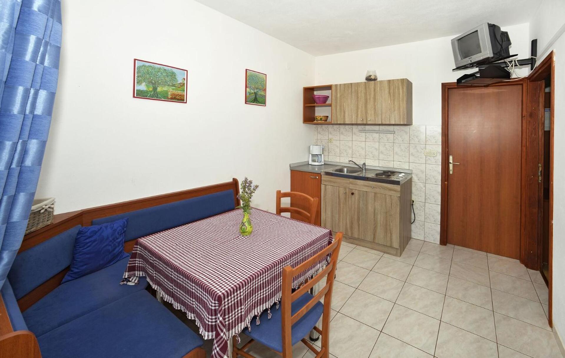 Apartments Toni Maslinica Bagian luar foto
